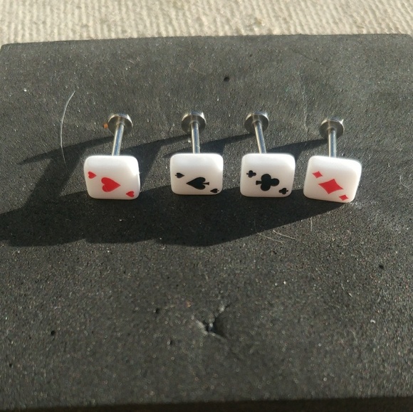 Hot Topic Jewelry - Set of 4 Playing card earrings